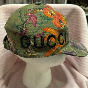 Gucci flora canvas baseball hat